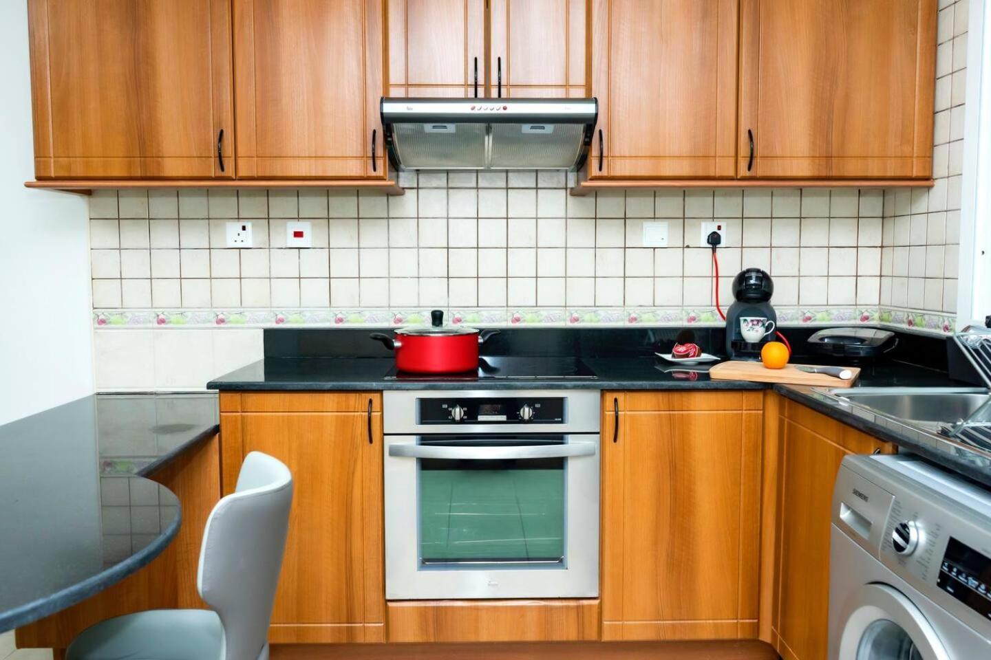 דובאי Sea & Palm View Elegant 1 Bedroom Apartment מראה חיצוני תמונה
