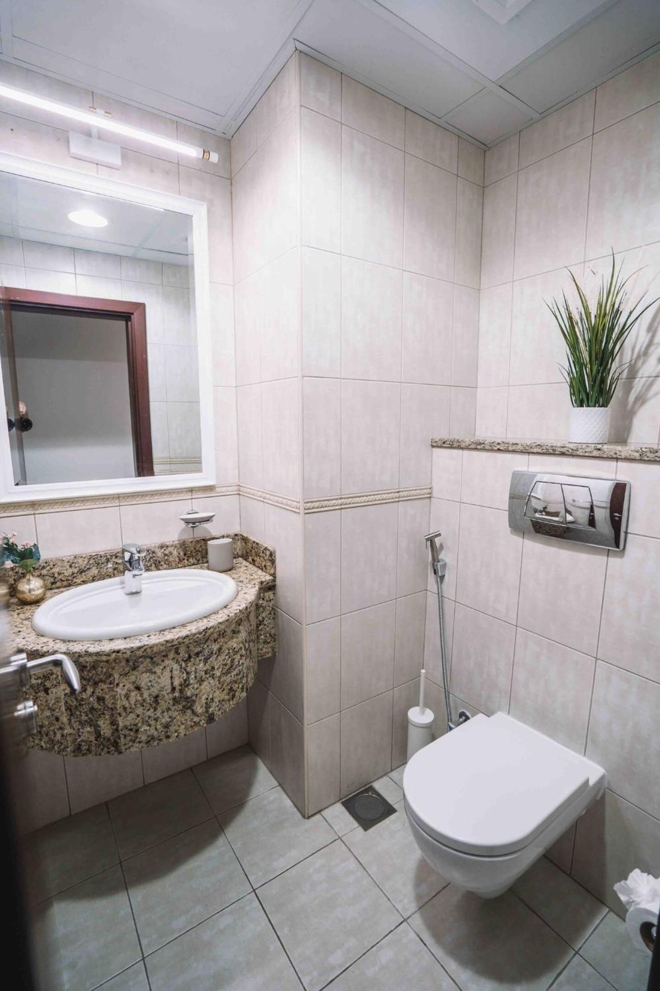 דובאי Sea & Palm View Elegant 1 Bedroom Apartment מראה חיצוני תמונה
